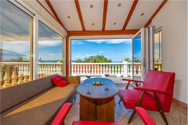 Apartment A2, for 6 persons