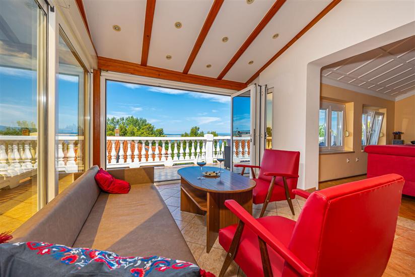 Apartment A2, for 6 persons