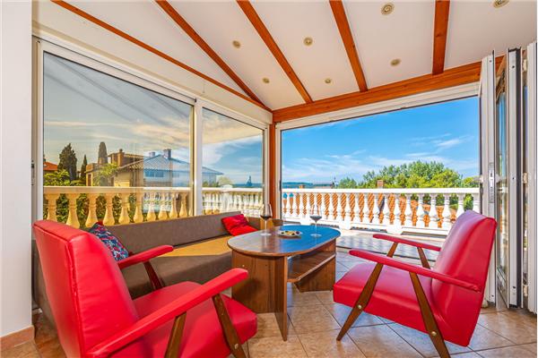 Apartment A2, for 6 persons