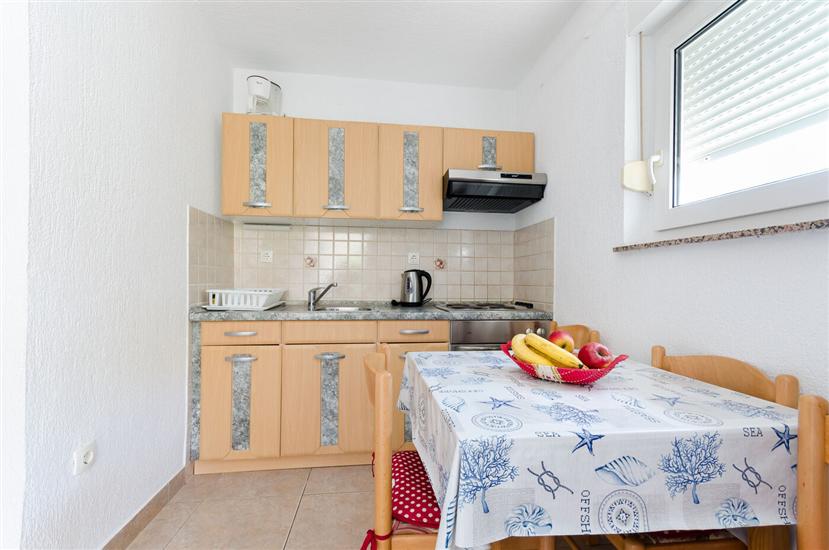 Apartment A2, for 5 persons