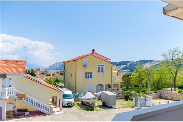 Apartment A5, for 5 persons