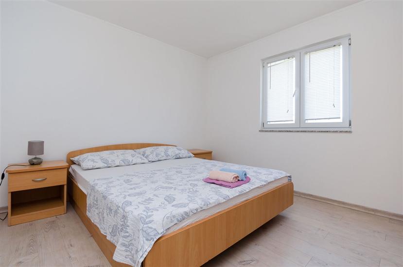 Apartment A5, for 5 persons