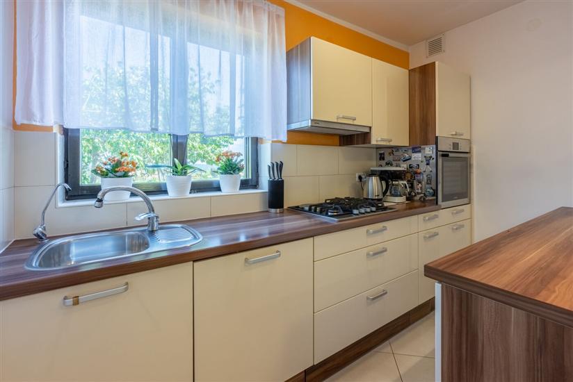 Hiša K1, na 6 osebe