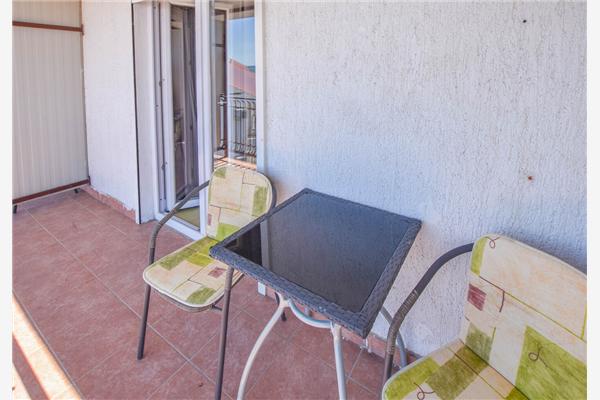 Room S3, for 2 persons