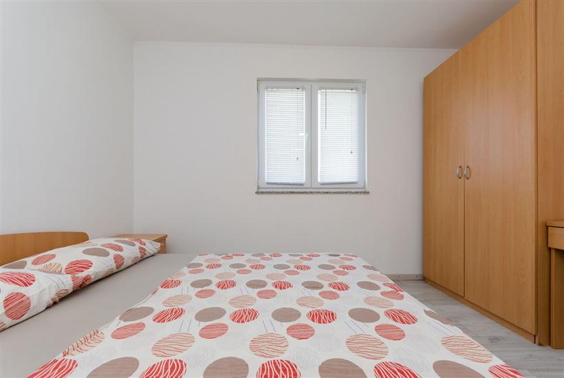 Apartment A6, for 5 persons