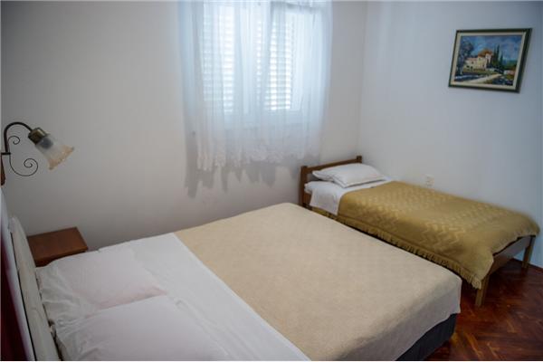 Apartment A4, for 5 persons