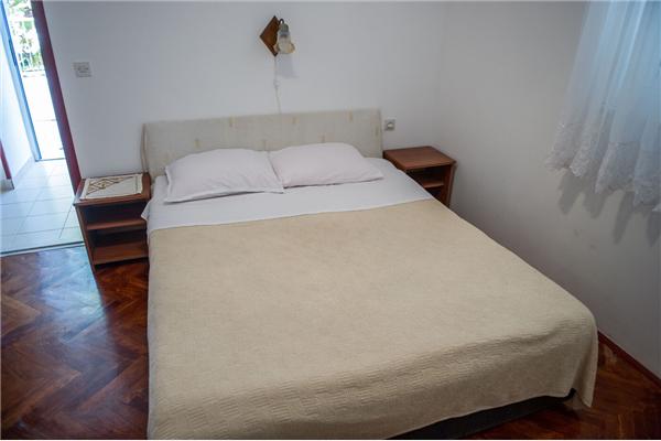 Apartment A4, for 5 persons