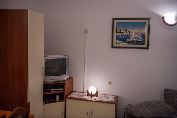 Apartment A4, for 5 persons