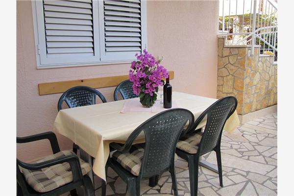 Apartment A4, for 5 persons