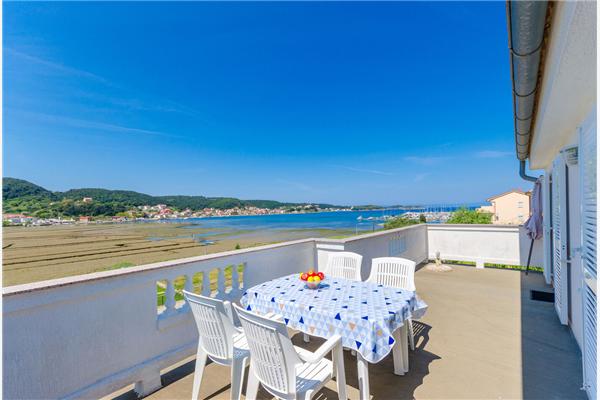 Apartment A2, for 4 persons