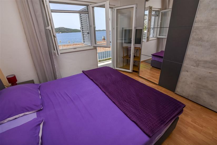 Apartment A2, for 5 persons