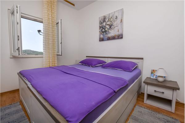 Apartment A2, for 5 persons