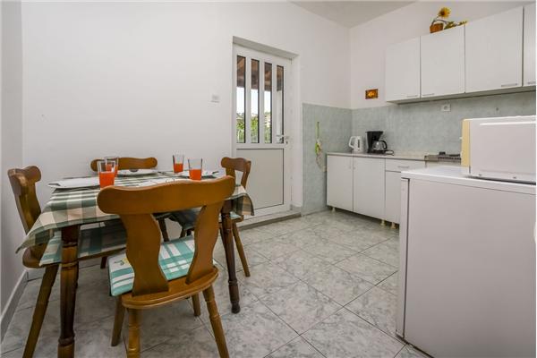 Apartment A3, for 3 persons