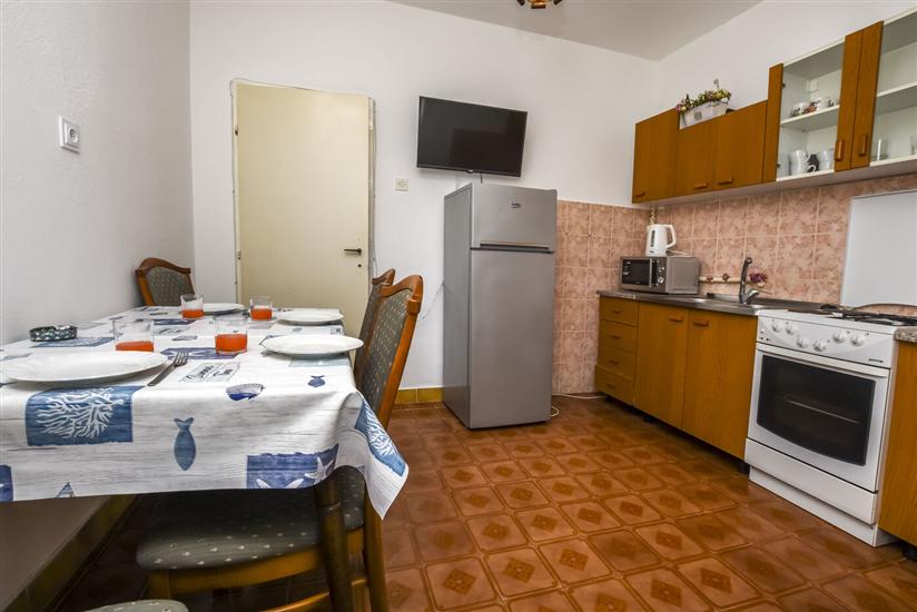 Apartment A4, for 4 persons
