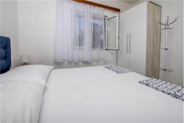 Apartment A4, for 4 persons