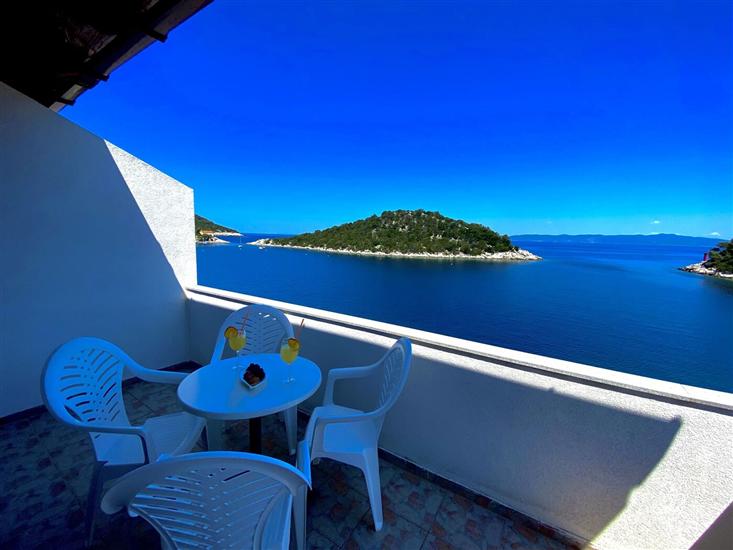 Apartment A4, for 4 persons