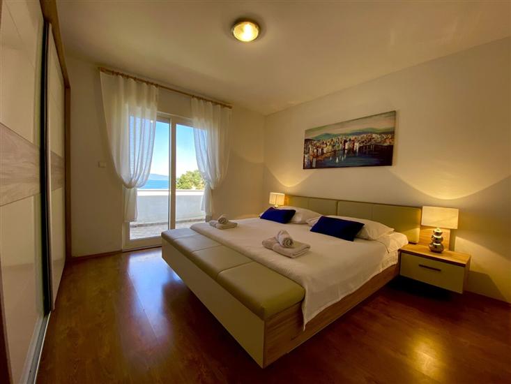 Apartment A4, for 4 persons