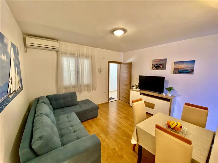 Apartment A4, for 4 persons