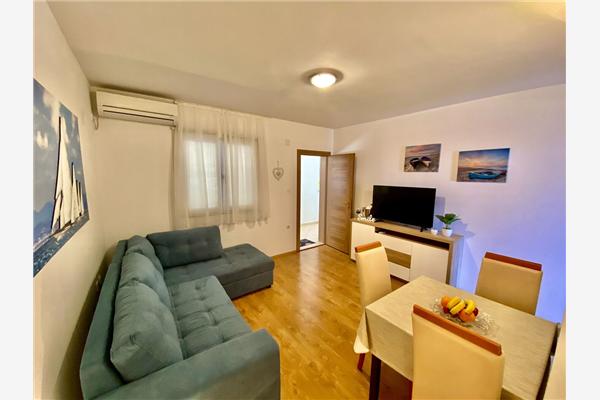 Apartment A4, for 4 persons