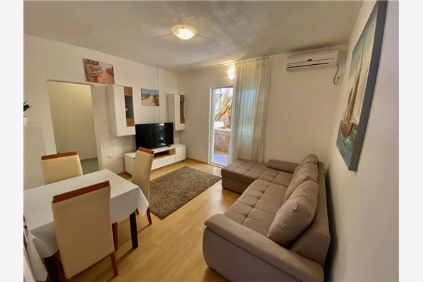Apartment A2, for 4 persons