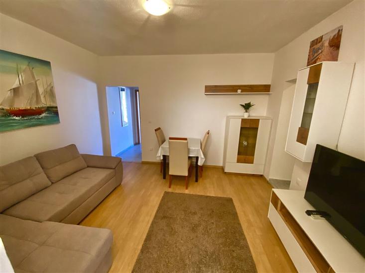 Apartment A2, for 4 persons