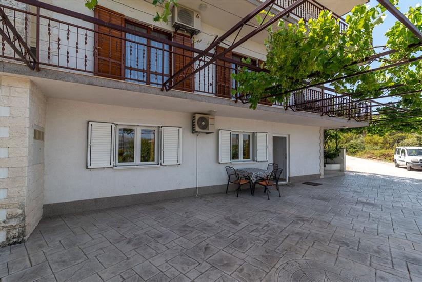 Apartments Nedjeljko