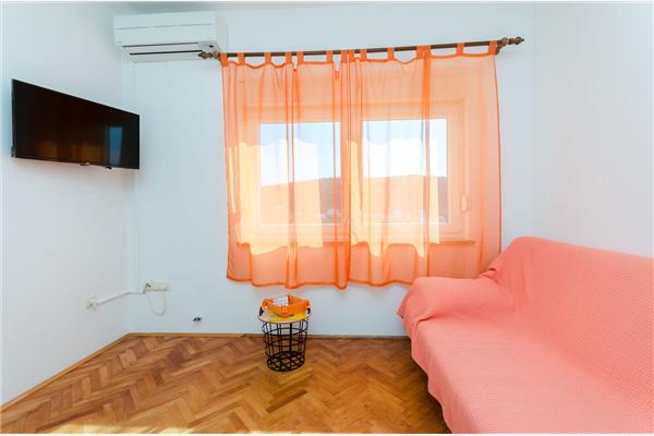 Apartment A4, for 4 persons