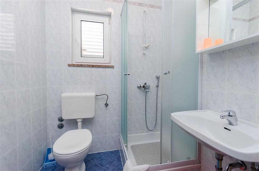 Apartment A4, for 4 persons