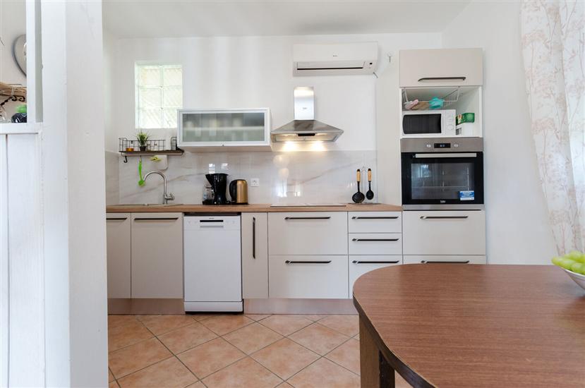 Apartment A1, for 8 persons