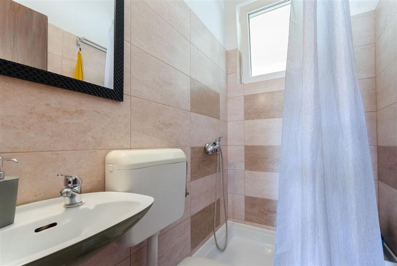 Apartment A1, for 8 persons