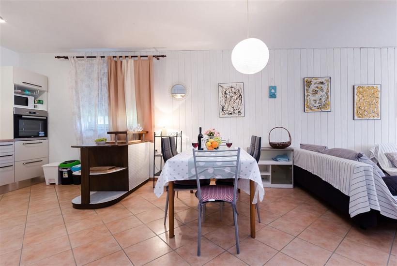 Apartment A1, for 8 persons