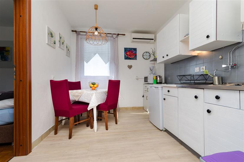Apartment A2, for 4 persons