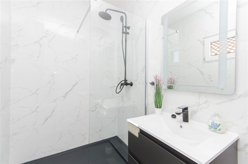 Apartment A1, for 3 persons