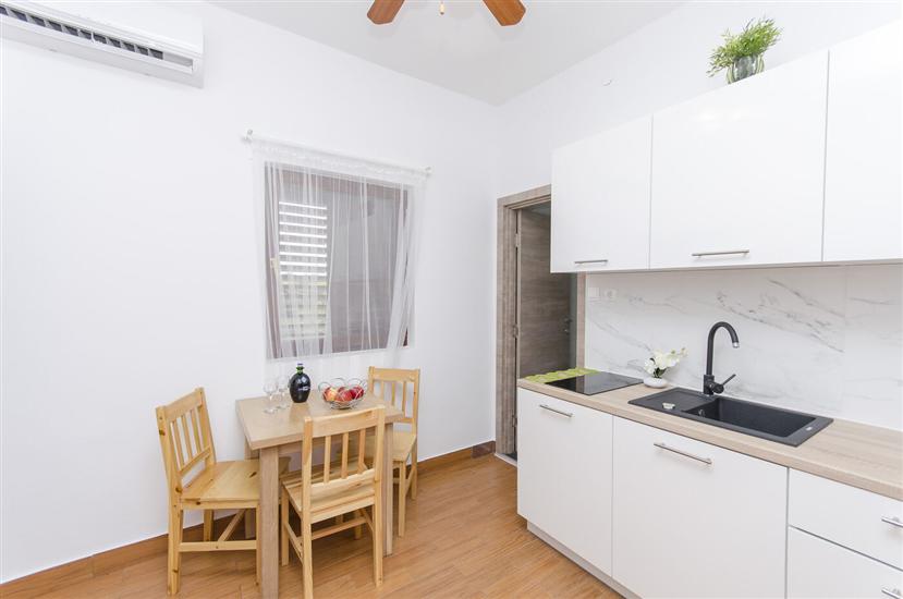Apartment A1, for 3 persons