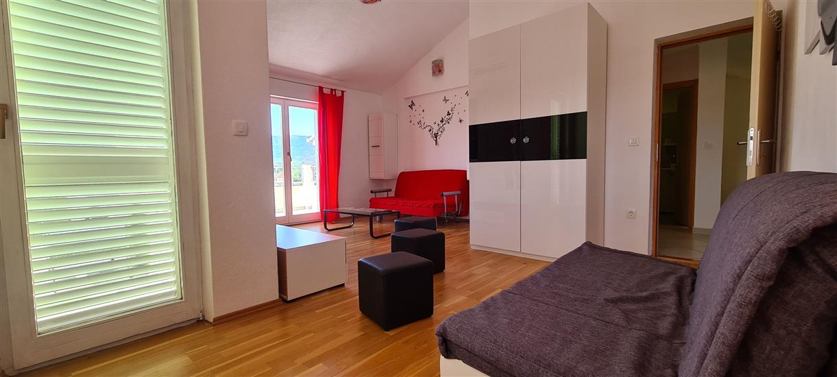Apartment A1, for 8 persons