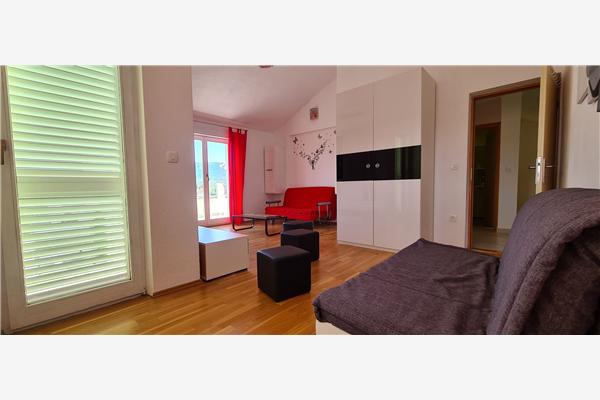 Apartment A1, for 8 persons