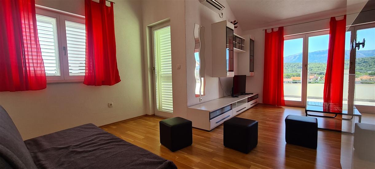 Apartment A1, for 8 persons