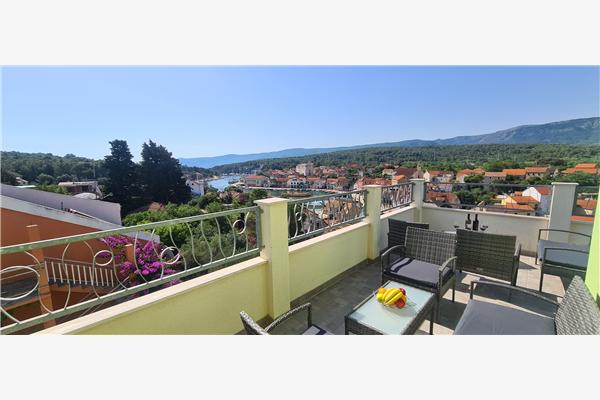 Apartment A1, for 8 persons