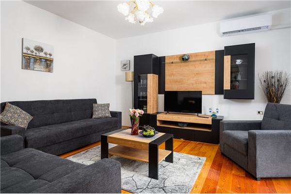 Apartment A1, for 6 persons