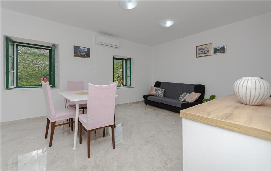 Apartment A1, for 4 persons