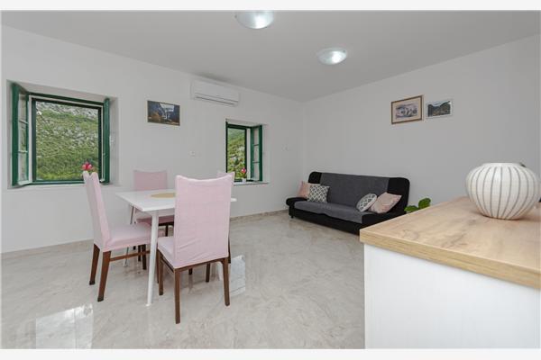 Apartment A1, for 4 persons