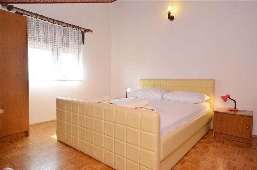 Apartment A8, for 4 persons