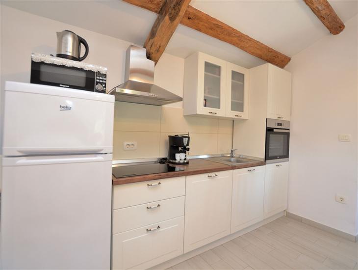 Apartment A1, for 5 persons