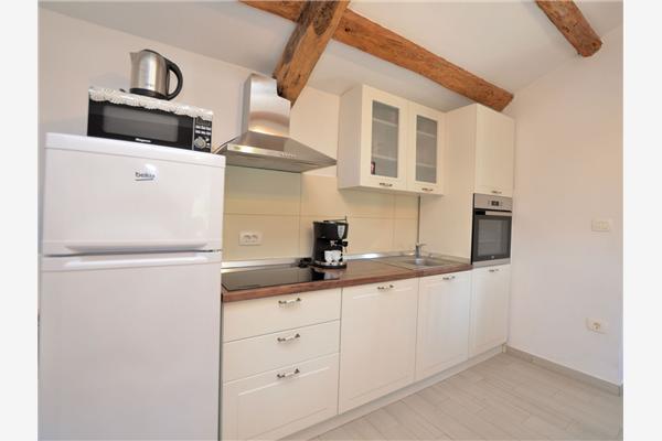 Apartment A1, for 5 persons