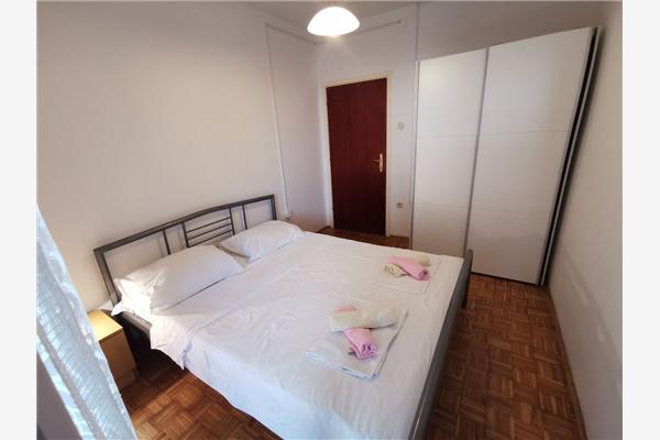 Apartment A10, for 2 persons