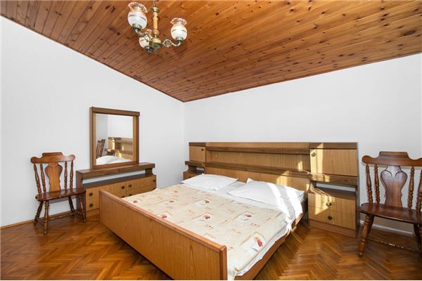 Apartment A2, for 5 persons