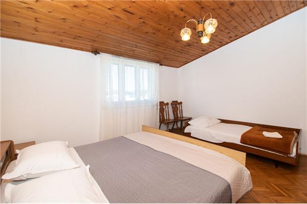 Apartment A2, for 5 persons