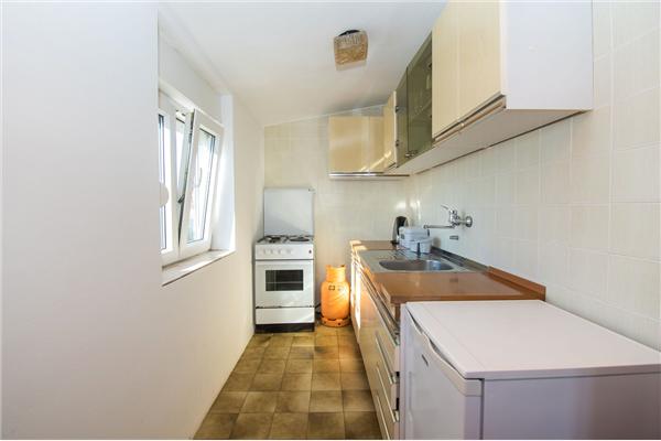 Apartment A2, for 5 persons