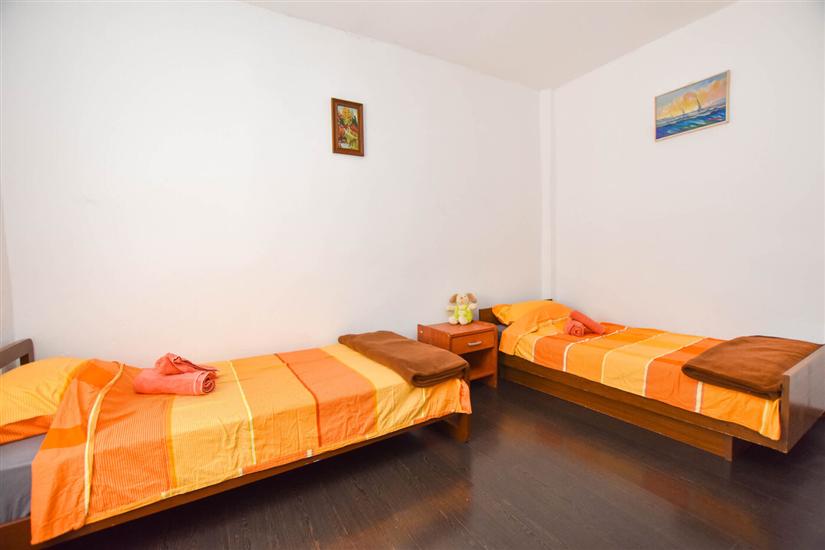 House K1, for 5 persons