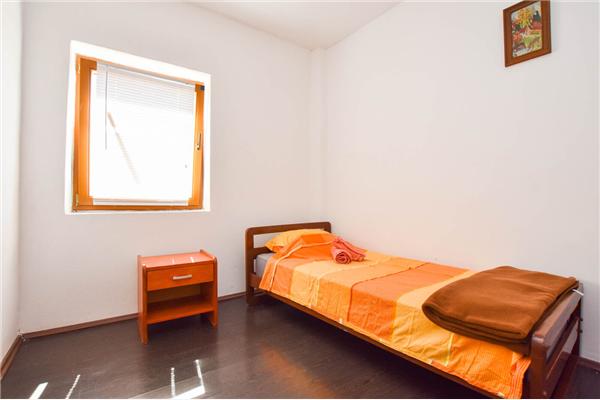 House K1, for 5 persons